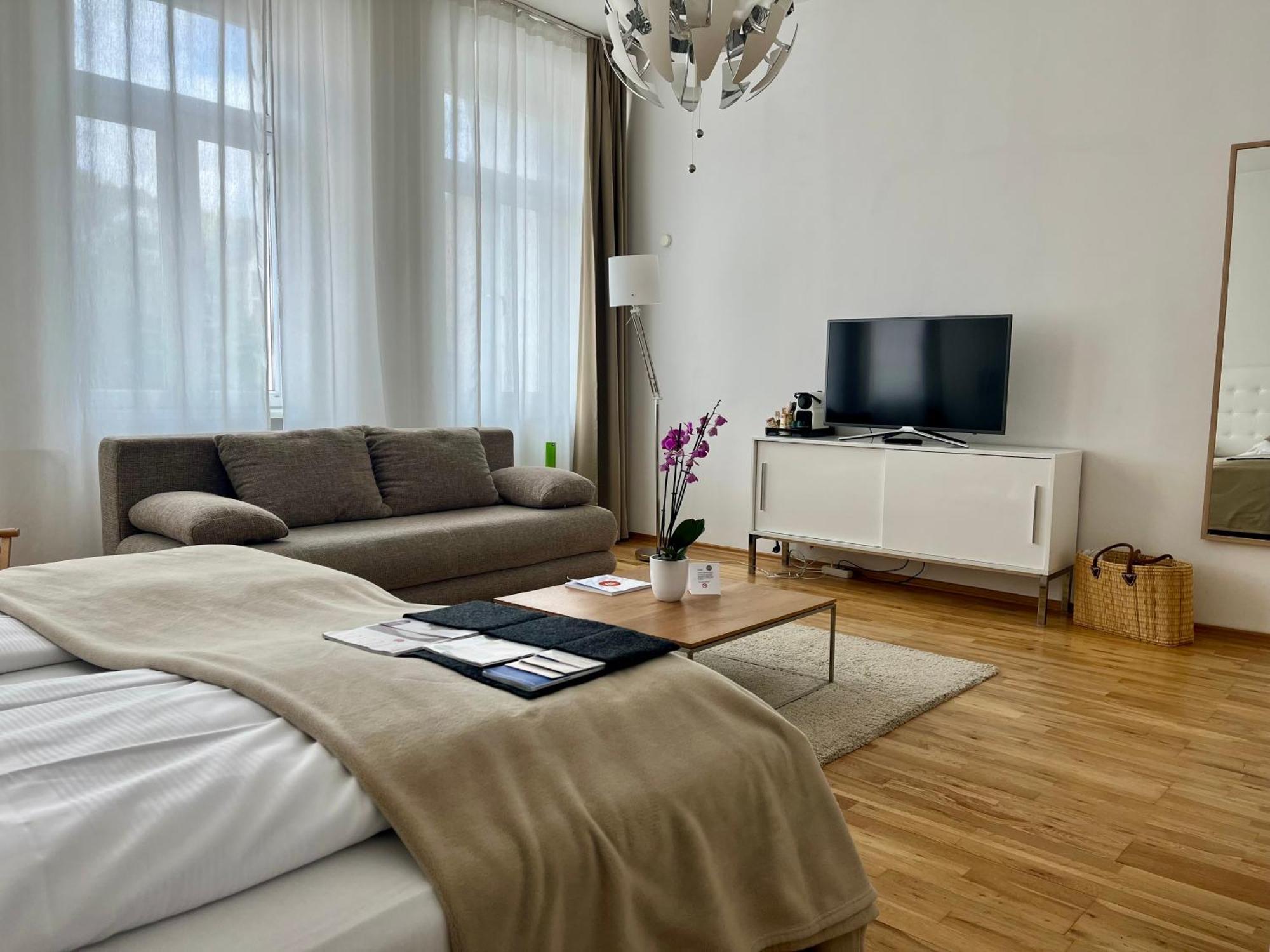 Burgblickhotel Bernkastel-Kues Bagian luar foto